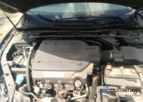 2017 Honda Accord Touring V6 z USA, uszkodzony, nr VIN 1HGCR3F92HA004634